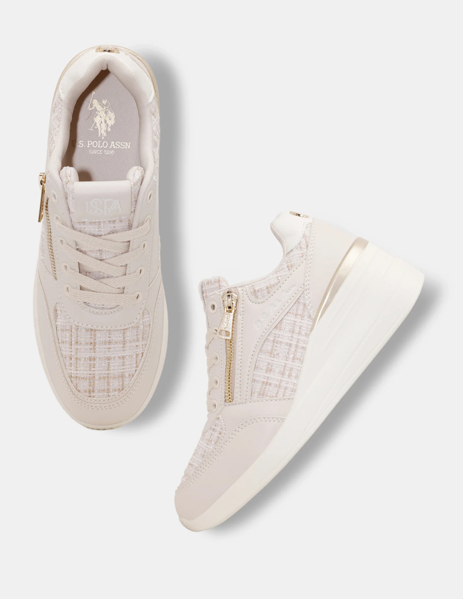 Women Liora Round Toe Textured Sneakers