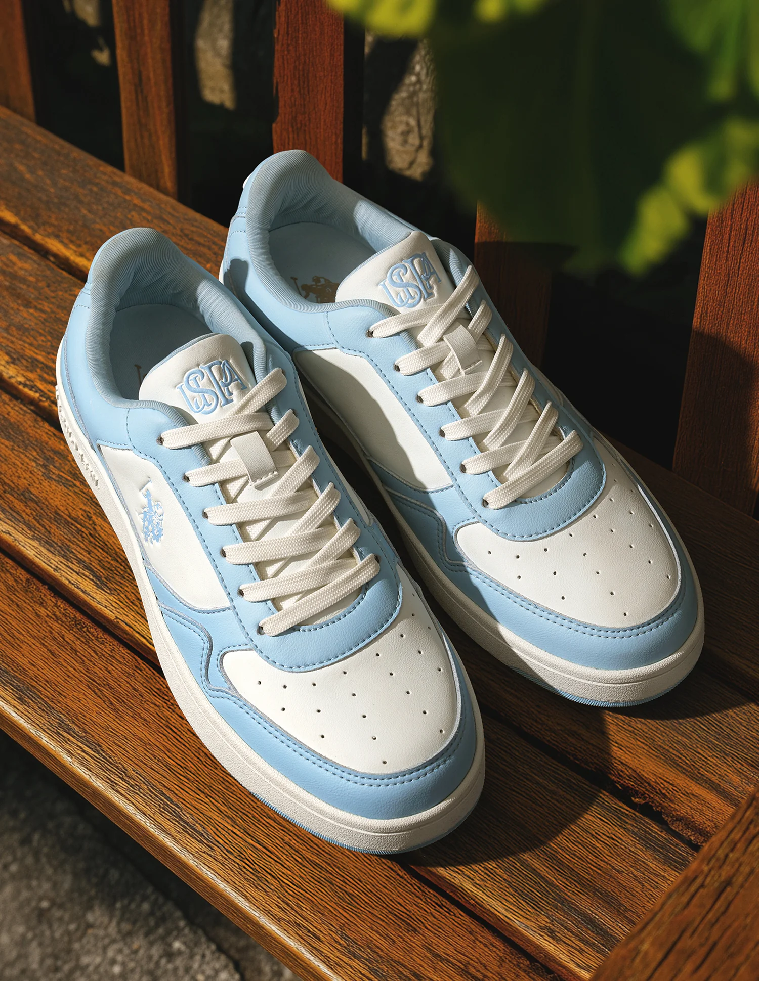 Women Nova 2.0 Lace Up Sneakers