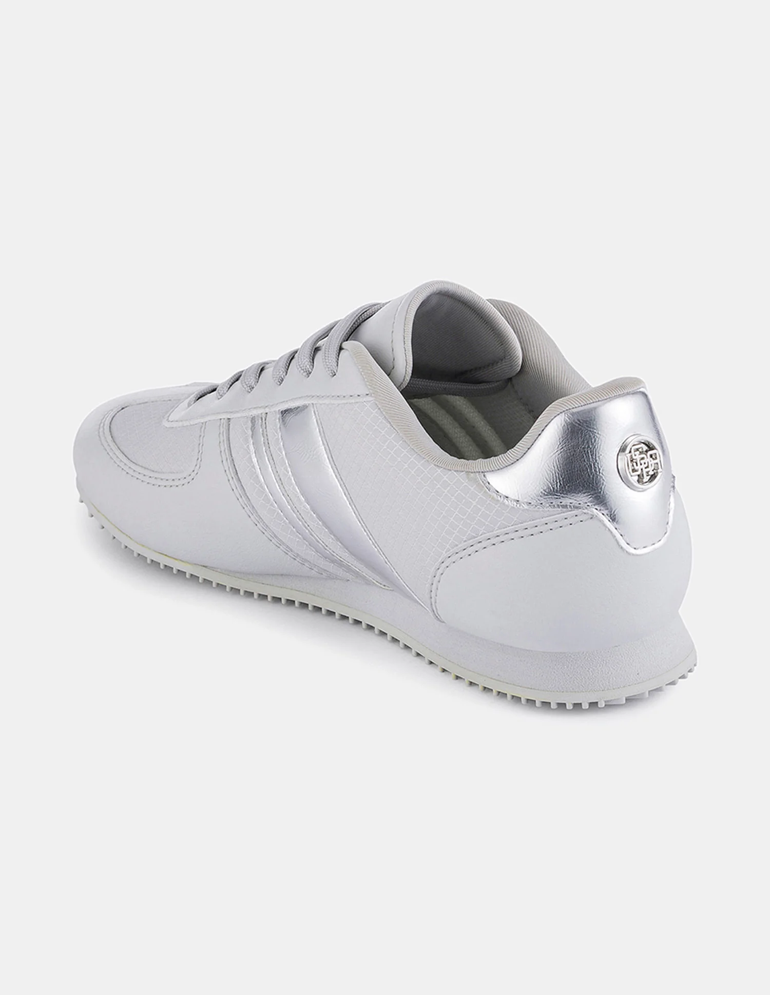 Women Round Toe Nemsy 2.0 Sneakers - Image 3