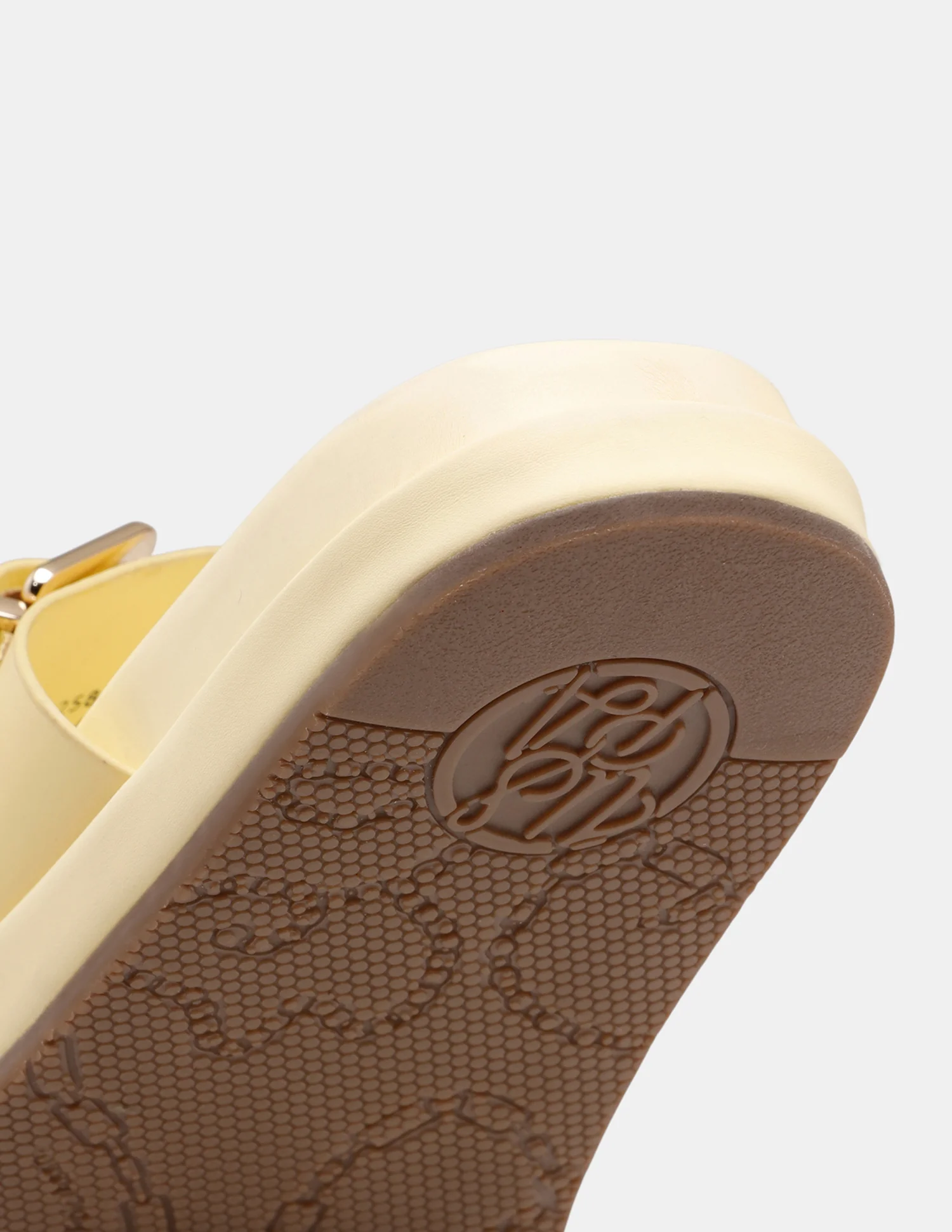Women Yoomi Open Toe Buckle Sandals - Image 8