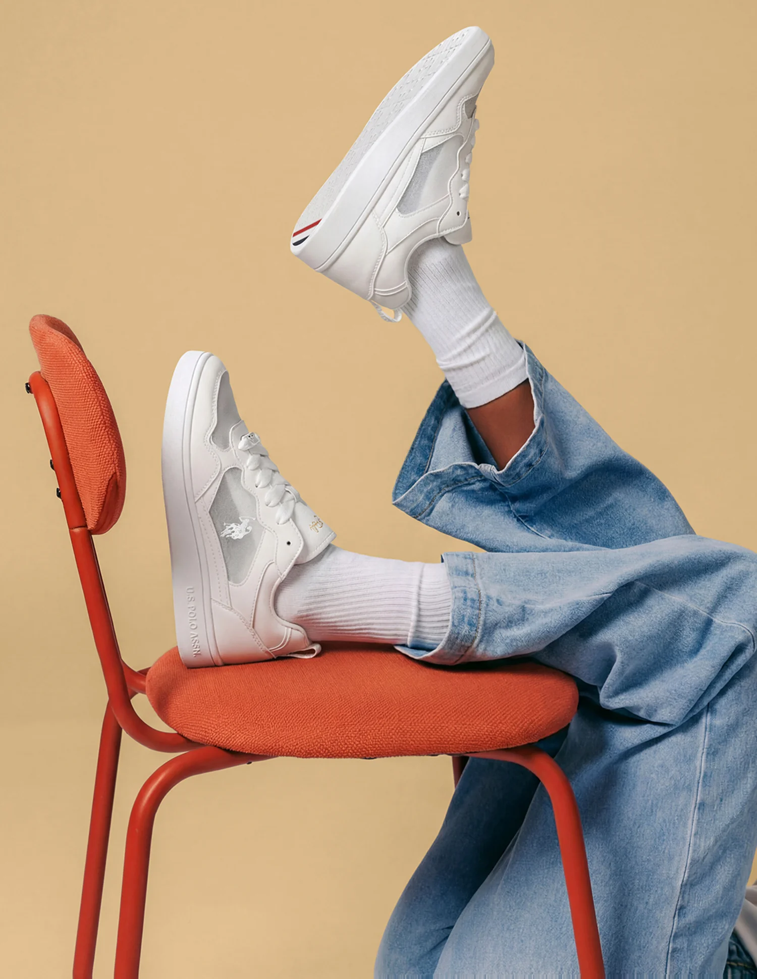 Women Zira Round Toe Mesh Sneakers