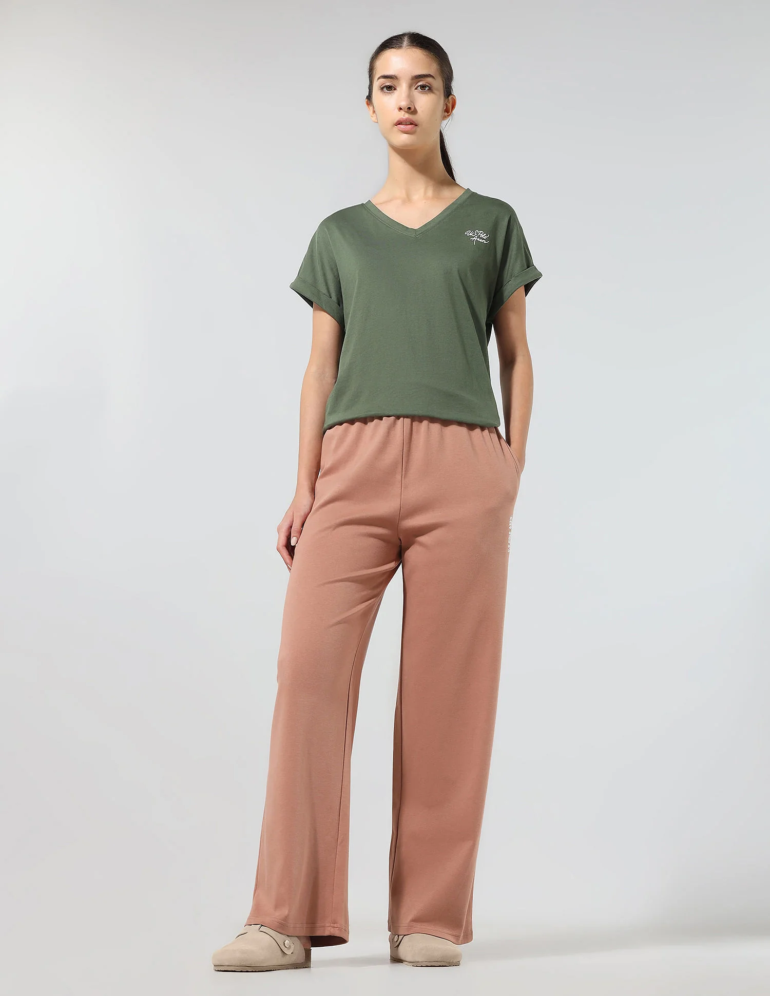 On The Go Regular Fit Solid Lounge T-Shirt - Image 3