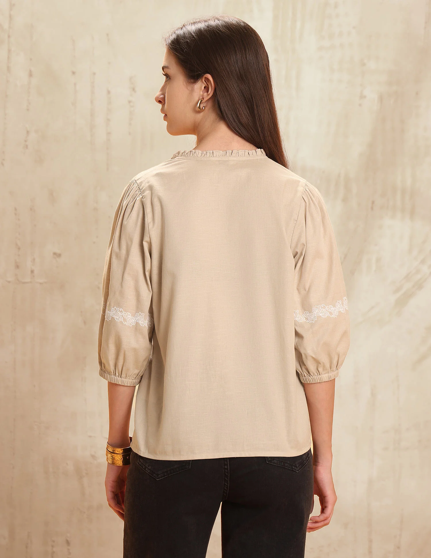 Solid Regular Fit Top - Image 5